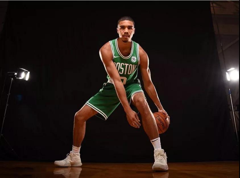 则是让他在 则是让他在