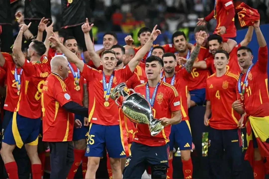 赛事中曾遭 赛事中曾遭