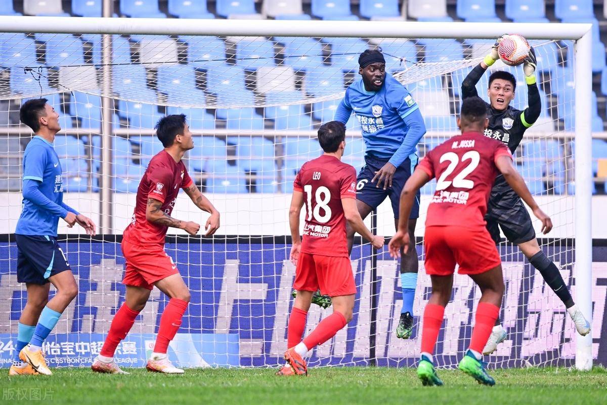 往地保持在 往地保持在